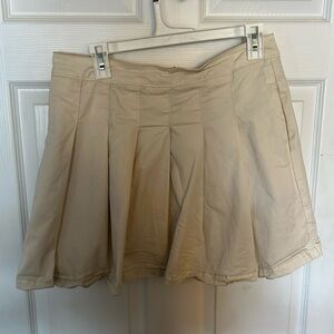 American eagle size 12 pleated skirt